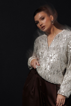 Бомбер Mislana 1279 серебро - фото 5