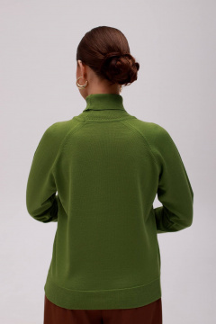 Демисезонный трикотажный зеленый свитер с высоким воротником Полесье С3433-17 7С1582-Д43 170,176 васаби - фото 4