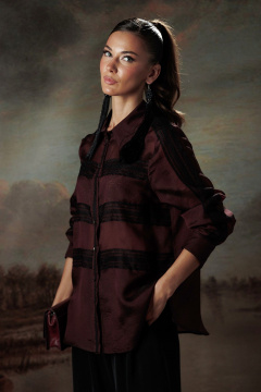 Блузка прямого силуэта с отложным воротником Butеr 3473 винный - фото 3