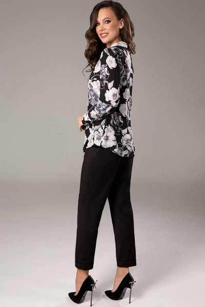 Блуза Teffi Style L-1449/2 графитовые_цветы - фото 3