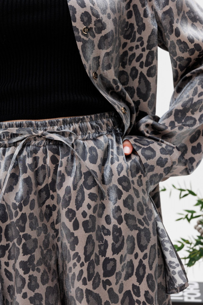 Блуза, шорты KOKOdea 2.11 леопард - фото 5