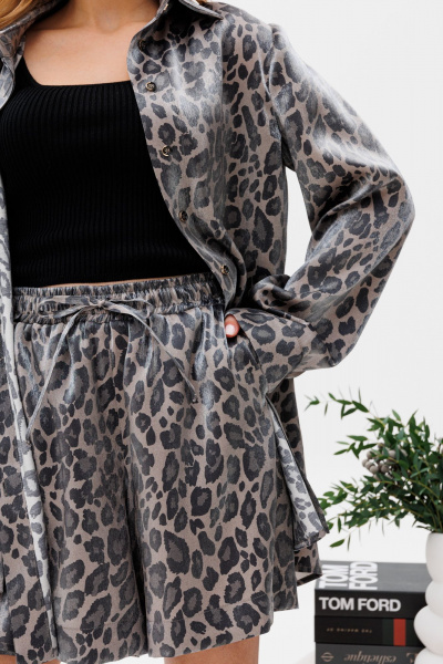 Блуза, шорты KOKOdea 2.11 леопард - фото 4