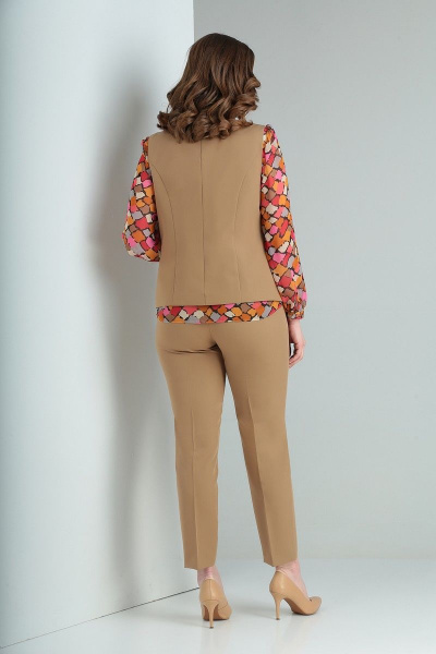 Блуза, брюки, жилет Ксения Стиль 1852 коричневый+яркий - фото 6