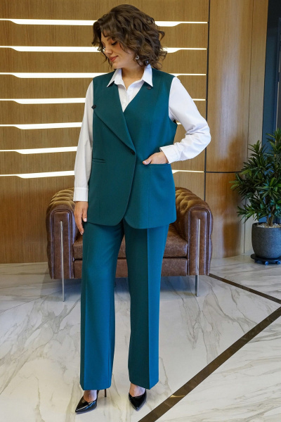 Блуза, брюки, жилет Alani Collection 2416  изумруд-белый - фото 5