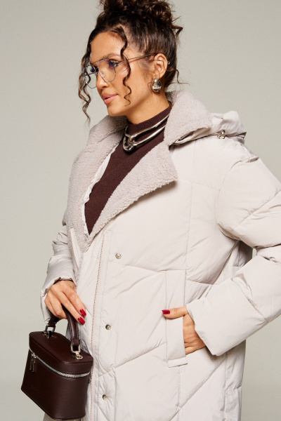 Пальто Beautiful&Free 8024 жемчуг - фото 8