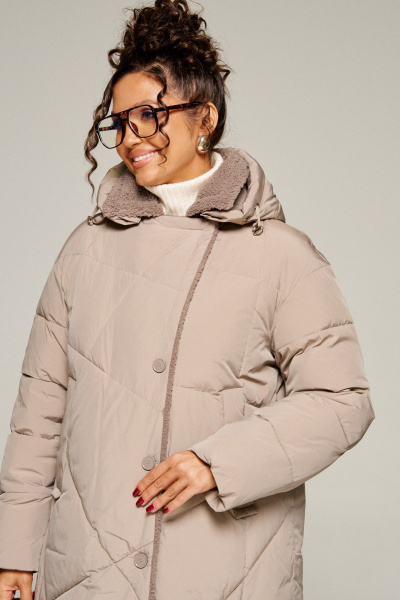 Пальто Beautiful&Free 8024 капучино - фото 12