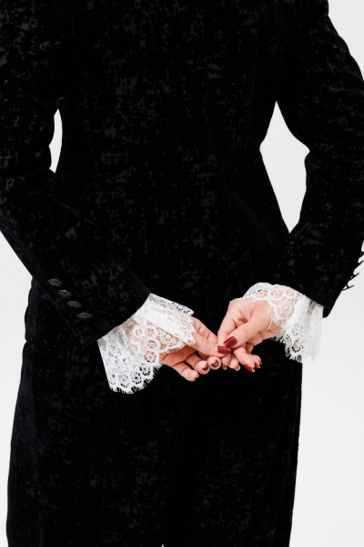 Брюки, жакет, манжеты Mislana 1285м черный - фото 9