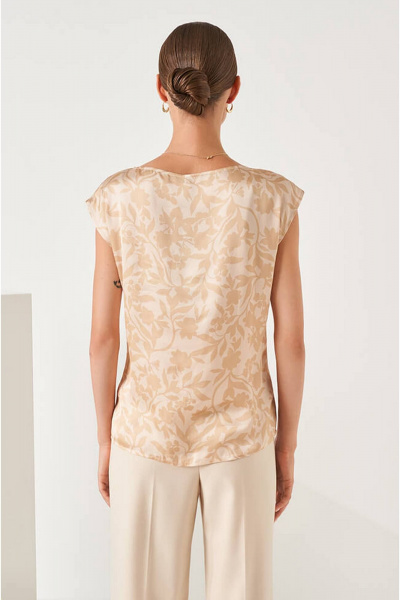 Блуза Nelva 22816 бежевый принт - фото 2