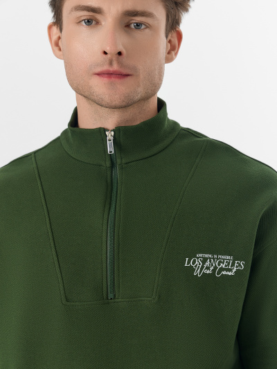 Толстовка Mark Formelle 121935/24-4958П-2 т.зеленый_печать_3_сл_на_пол - фото 5