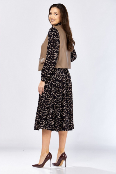 Жилет, платье Милора-стиль 1380/1 черный+капучино_цветы - фото 7