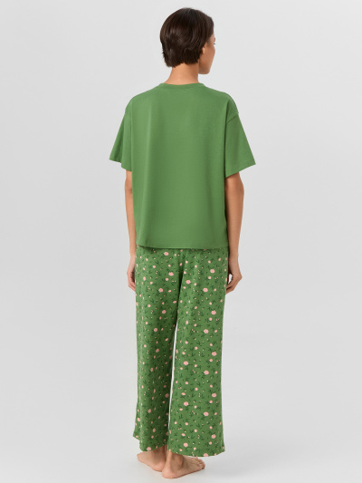 Джемпер Mark Formelle 592600/25-39708ПП-0 зеленый_сок_розы_на_зеленом_3_сл_на_пол - фото 2