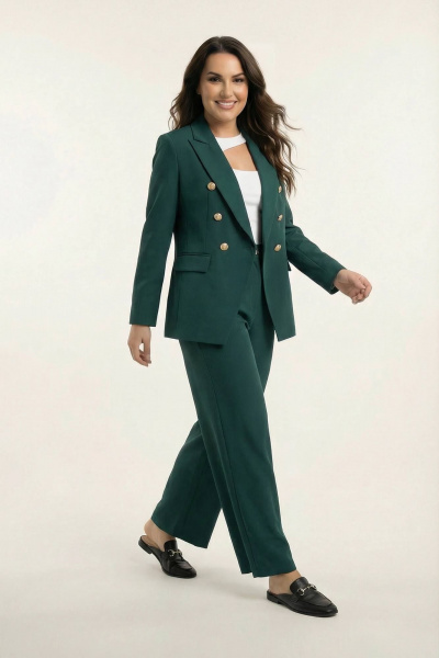 Зеленый костюм двойка из хлопка с золотыми пуговицами AURA otd 9183 изумруд - фото 4
