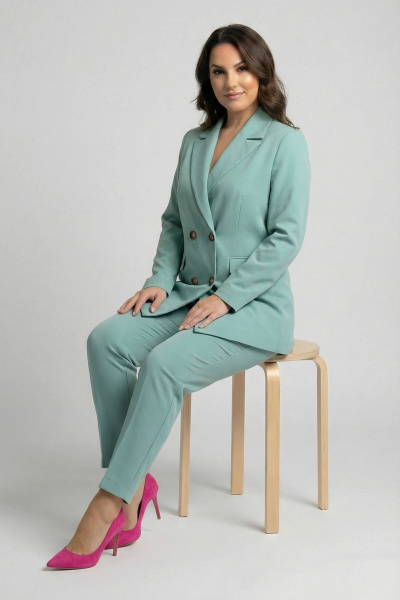 Костюм 2-ка из текстиля с брюками и жакетом AURA otd 9200 шалфей - фото 4