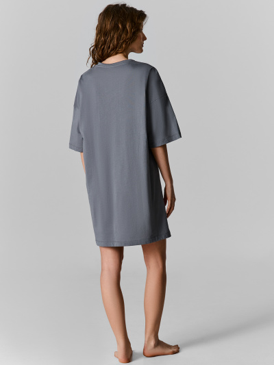 Туника Mark Formelle 512079/25-37851ПП-0 т.серый_печать2_3_сл_на_пол - фото 3