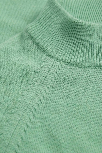 Демисезонный свитер прямого силуэта реглан с двойной стойкой Полесье С3316-15 5С1754-Д43 158,164 малахитовый_зеленый_16-5917 - фото 2