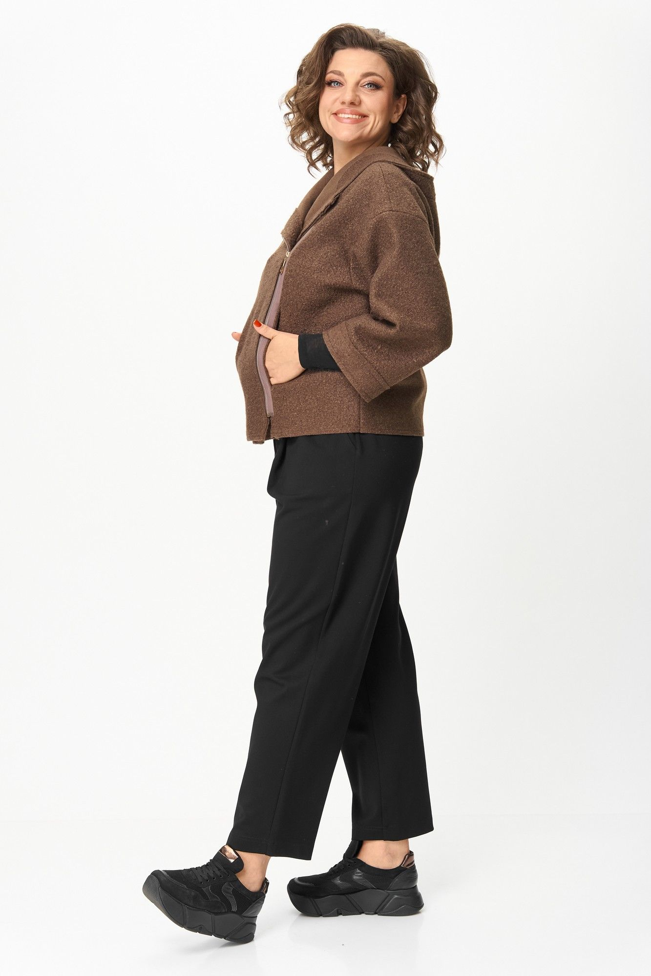 Брючный костюм: Michel chic 1357/2 латте-черный