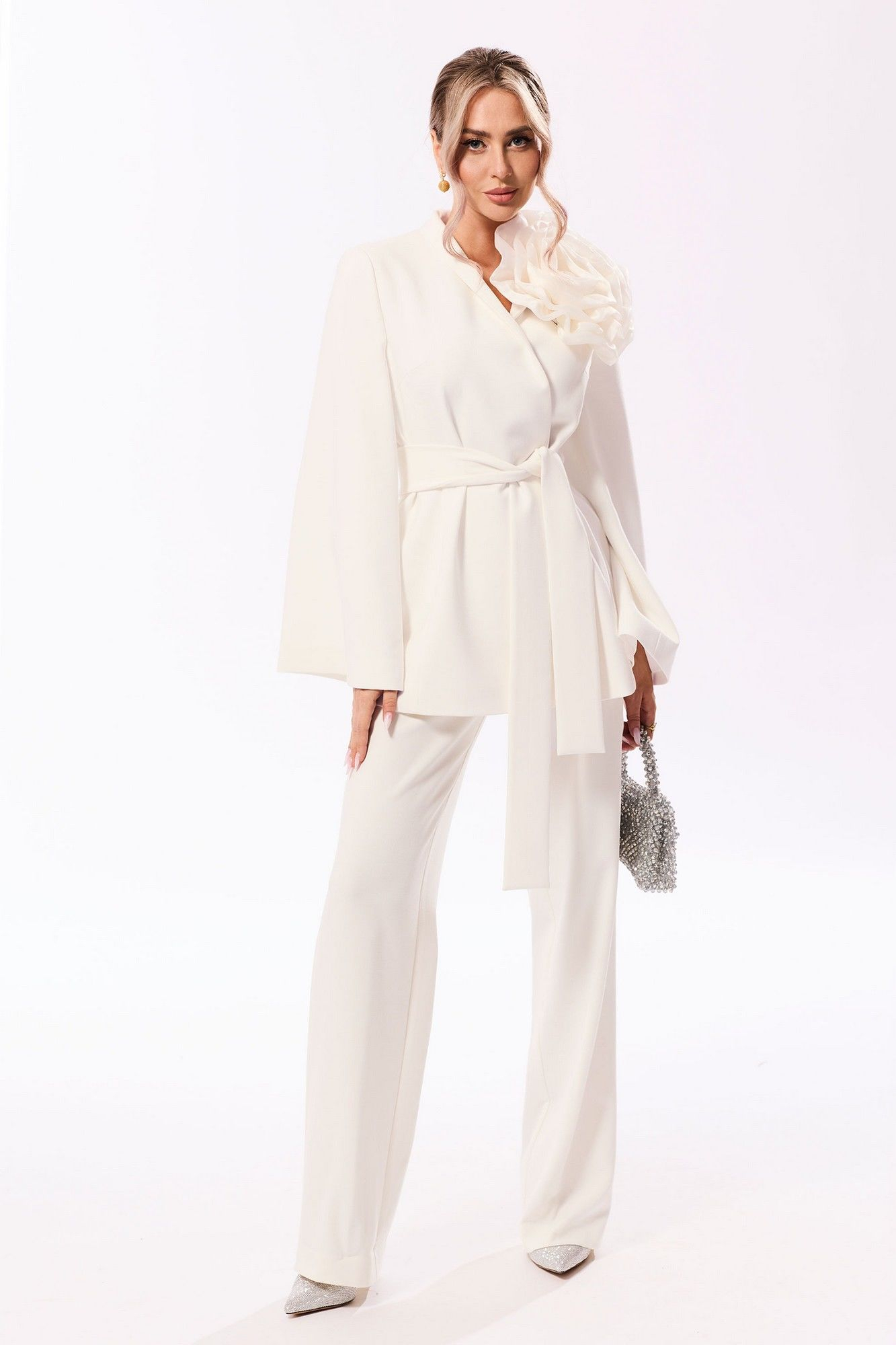 Брючный костюм: Golden Valley 6691 молочный