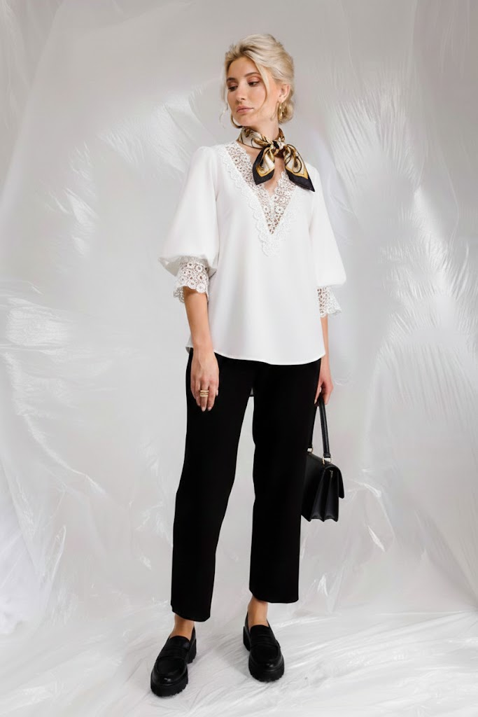 Блуза: VIZAVI 675 молочный